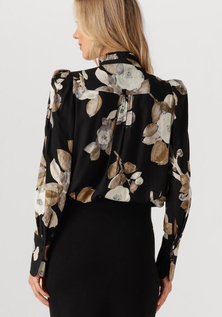 DEA KUDIBAL ROBERTA - large