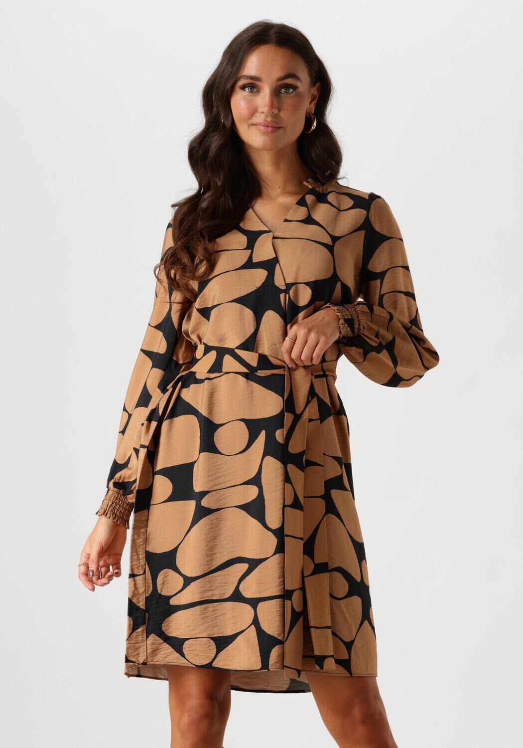 InWear Korte Tobacco Elements Jurk met Pofmouwen Beige Dames