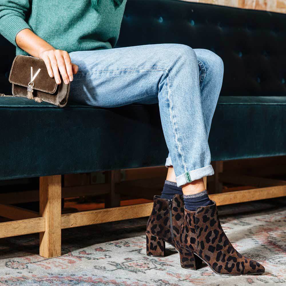 Bruine OMODA Enkellaarsjes AF 50 LIS - large