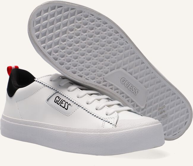 Witte GUESS Lage sneakers MIMA Witte GUESS Lage sneakers MIMA - large