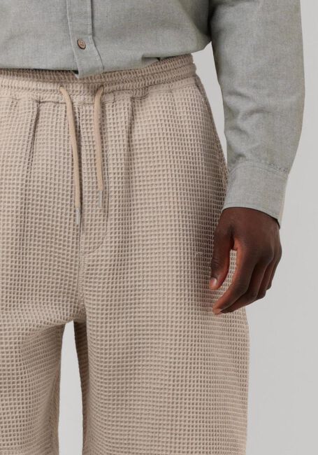Beige ANERKJENDT Korte broek AKLT JAKOB WAFFLE SHORTS - large