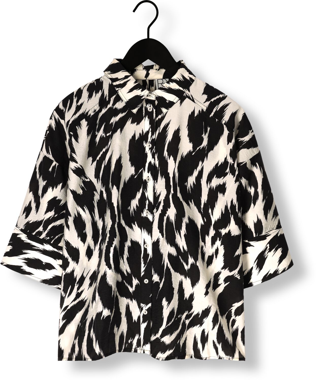 ROUGE EDIT Dames Tops & T-shirts Roualinine 2 4 Oversized Shirt Zwart