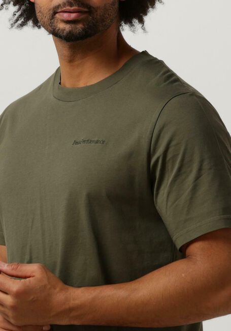 Groene PEAK PERFORMANCE T-shirt M ORIGINAL SMALL LOGO TEE - large