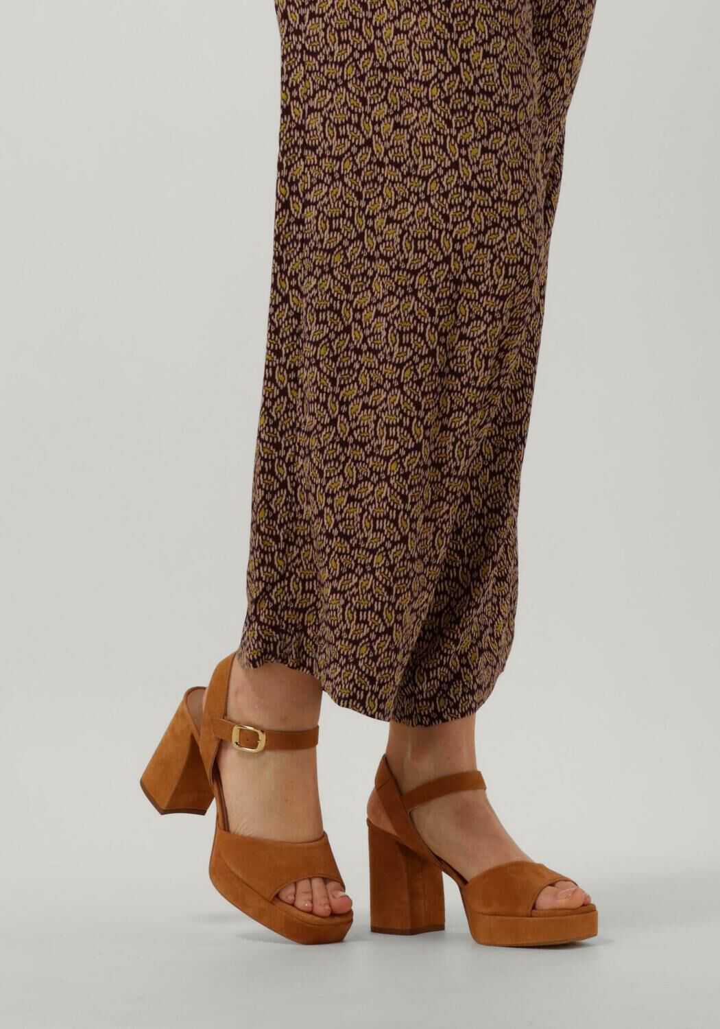 Bruine UNISA Sandalen met hak ODRAN - large