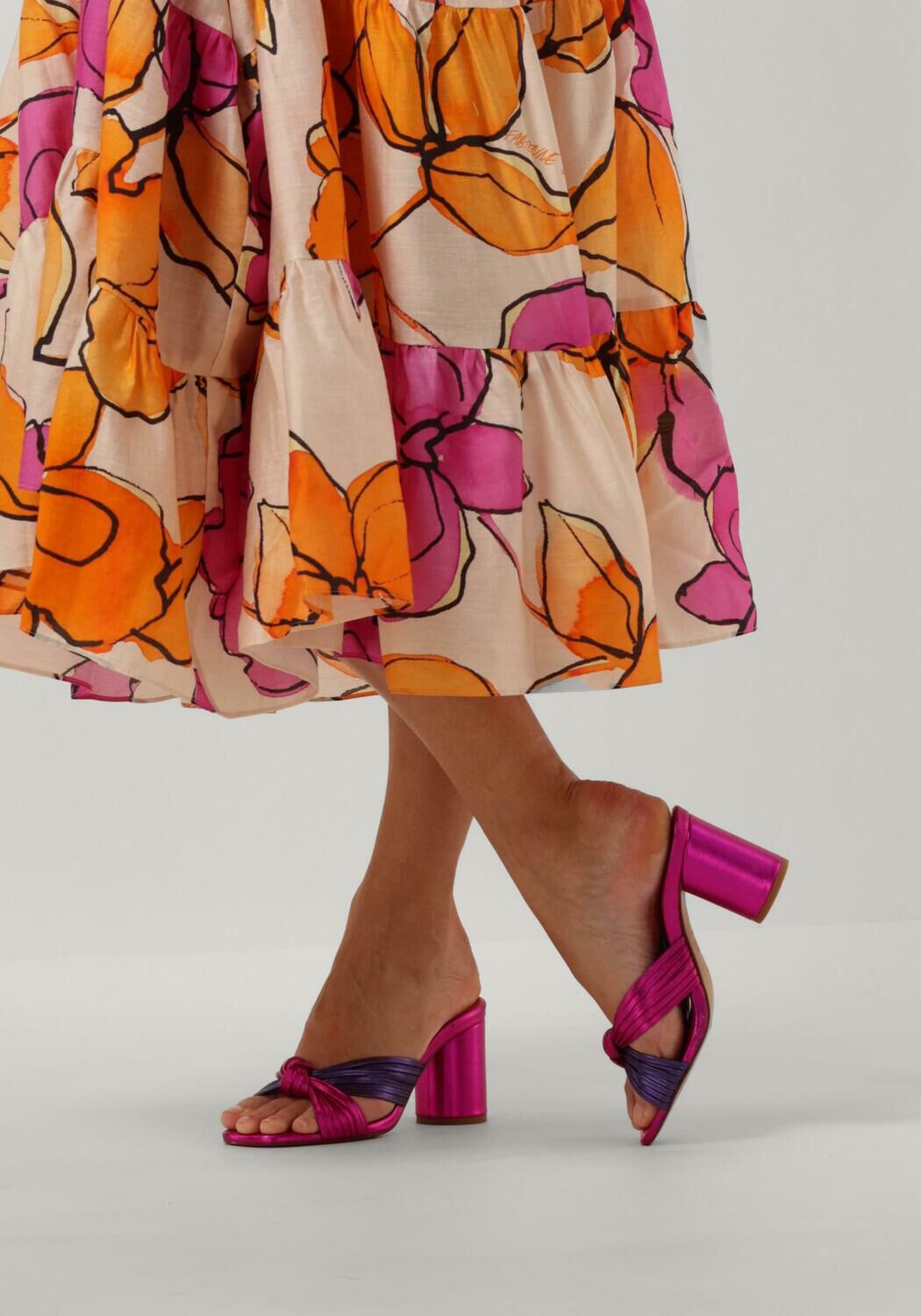 Roze FABIENNE CHAPOT Muiltjes MONICA KNOT MULE - large