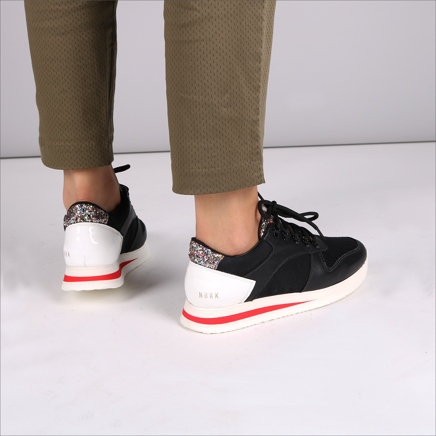 Omoda Nubikk Dames Nubikk Dames Sneaker Zwart