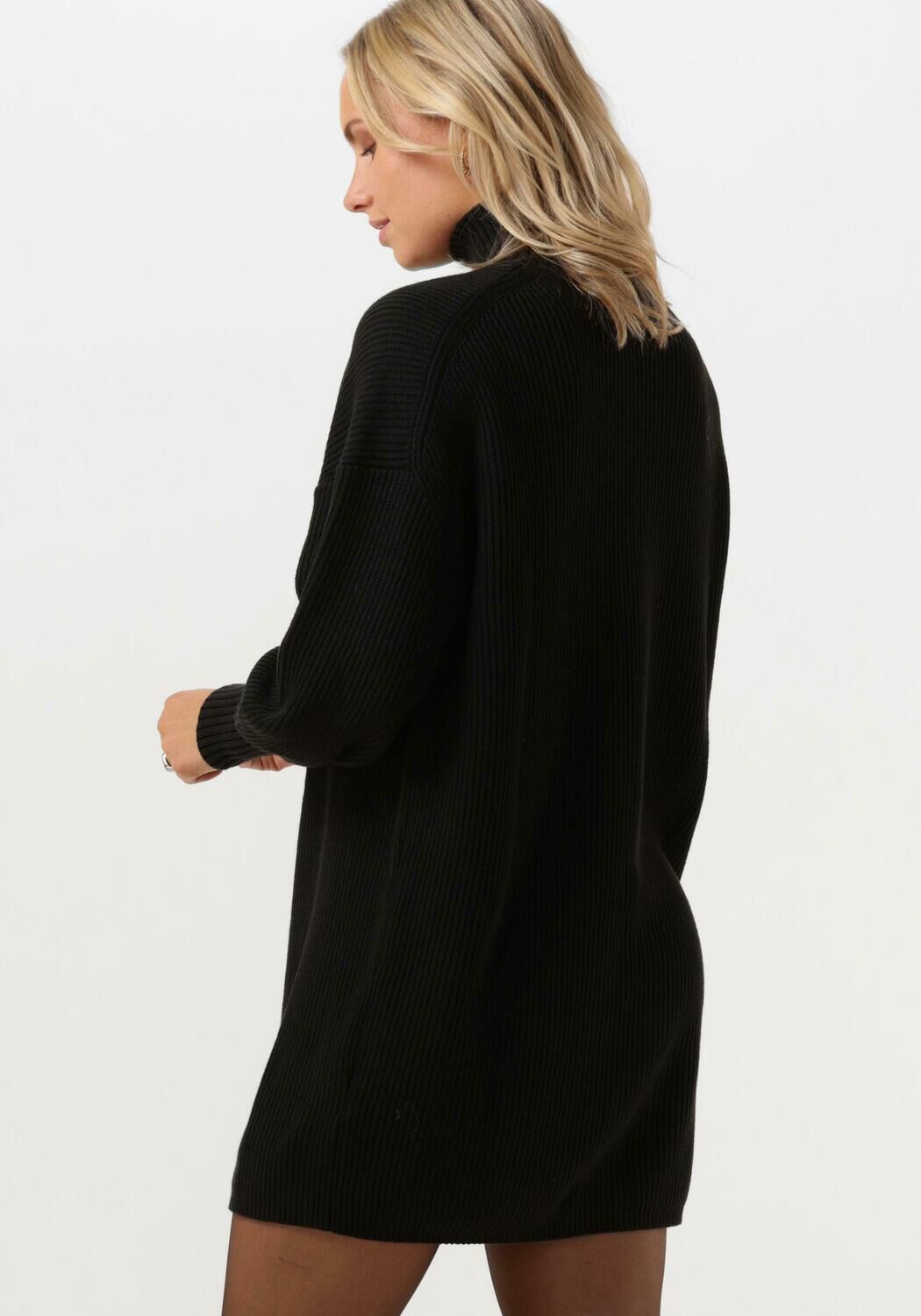 Zwarte 2025 sweater dress
