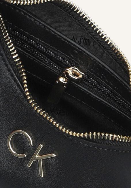 Zwarte CALVIN KLEIN Schoudertas SHOULDER BAG SM Zwarte CALVIN KLEIN Schoudertas SHOULDER BAG SM - large