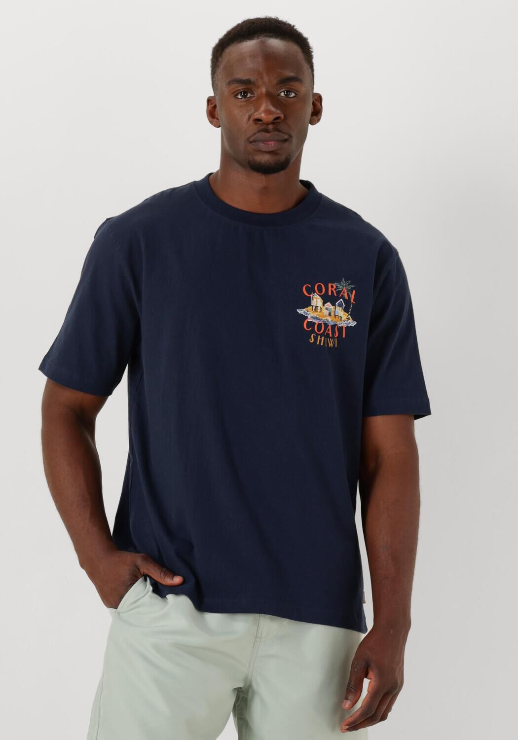 SHIWI Heren Polo's & T-shirts Men Finn Relaxed T-shirt Coral Coast Donkerblauw