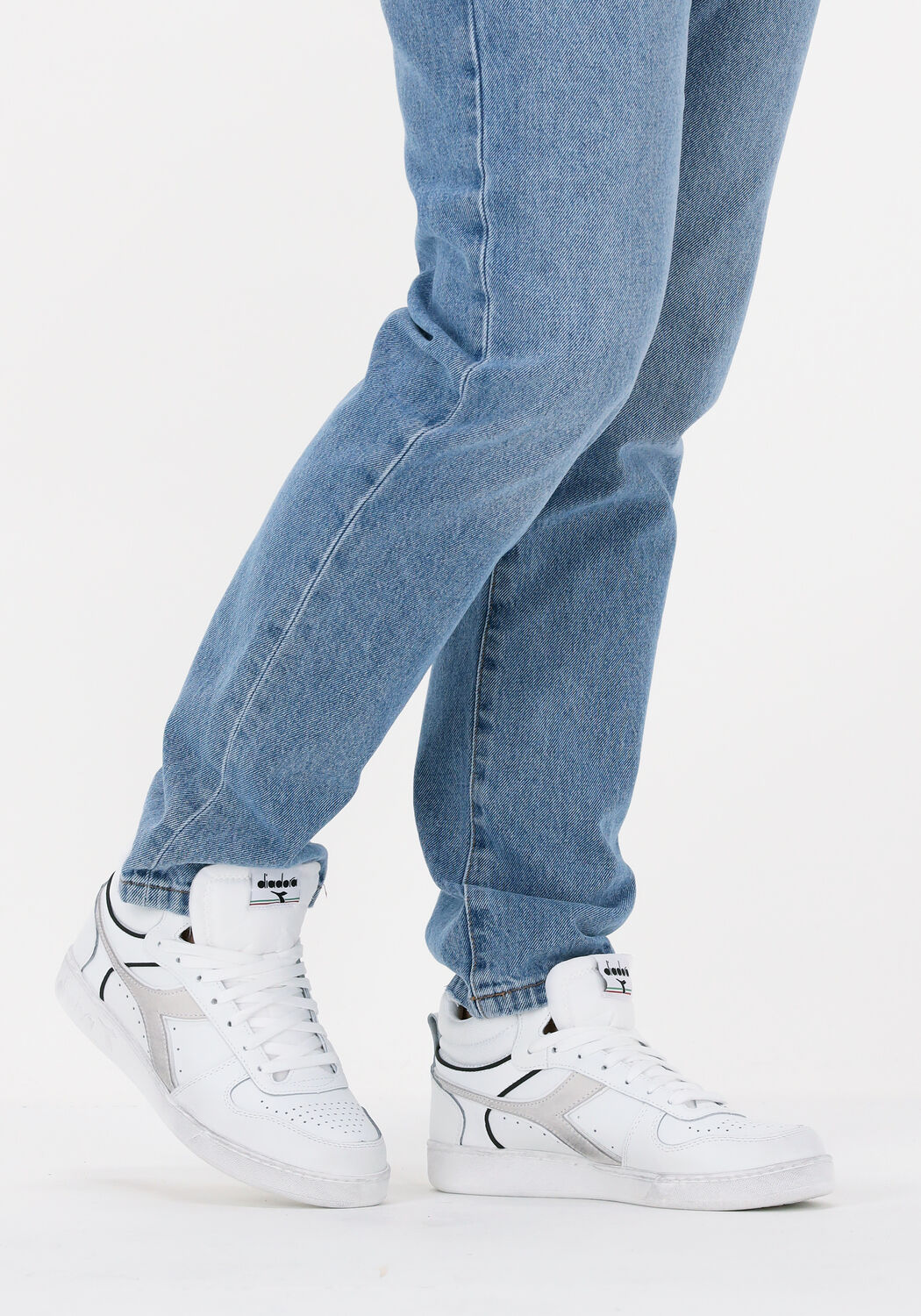 Witte DIADORA Hoge sneakers MAGIC BASKET CUT ICONA HEREN - large