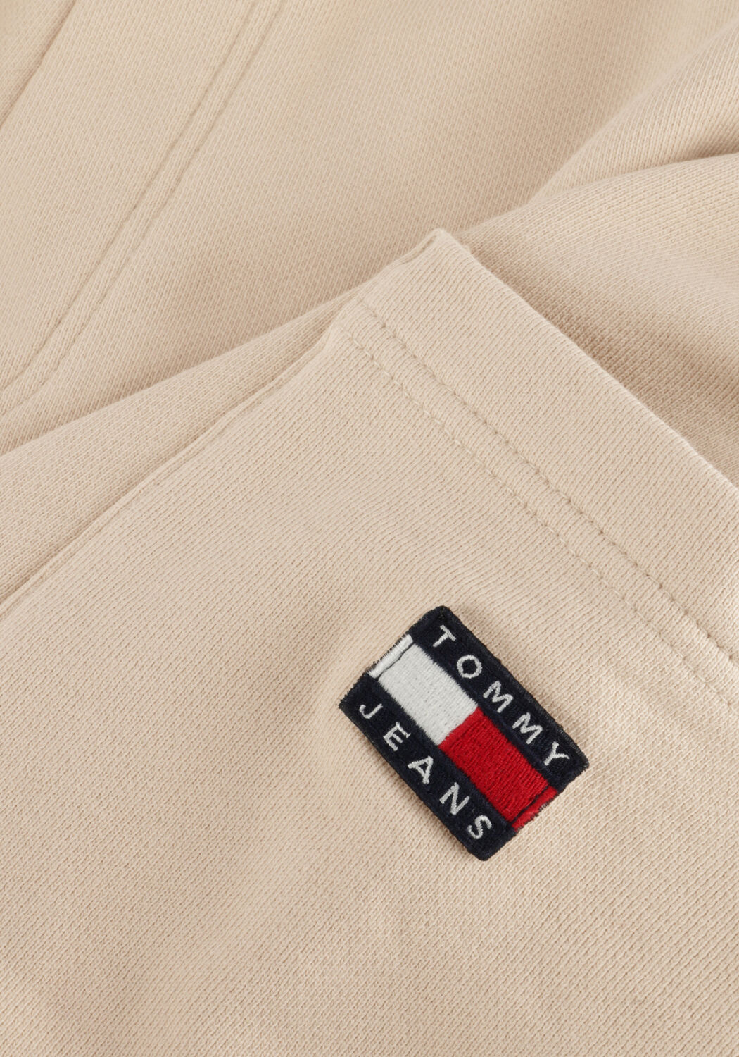 Beige TOMMY JEANS Korte broek TJM XS BADGE CARGO BEACH SHORT - large