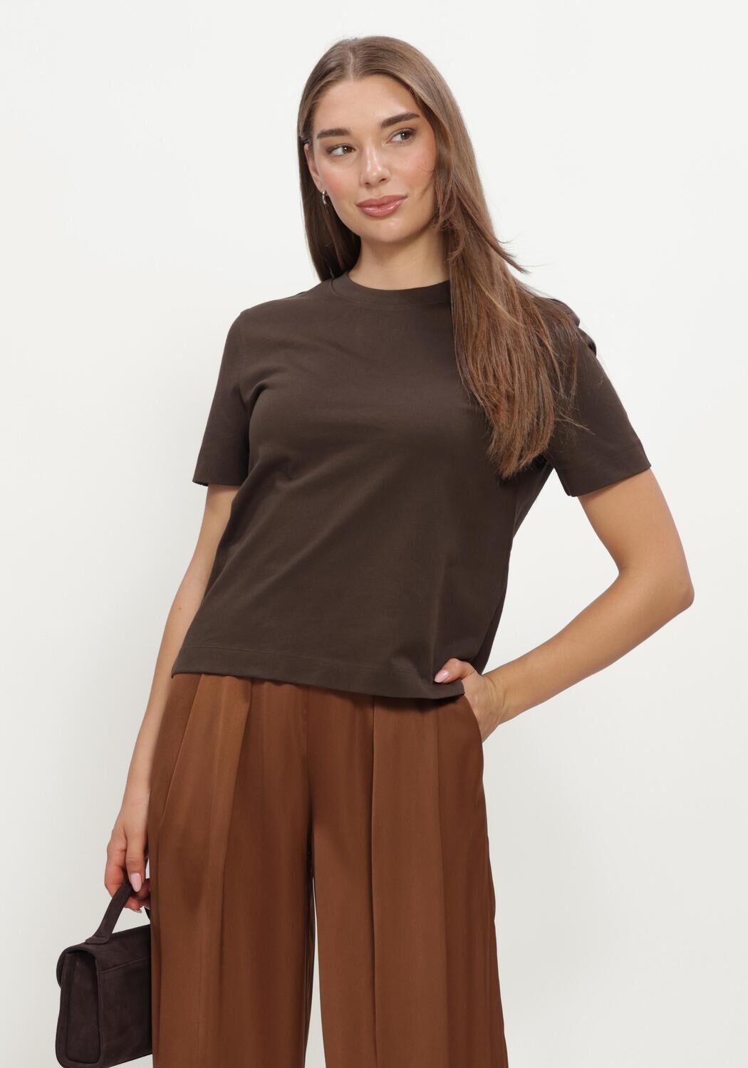 Bruine SELECTED WOMEN T-shirt SLFESSENTIAL SS BOXY TEE - large
