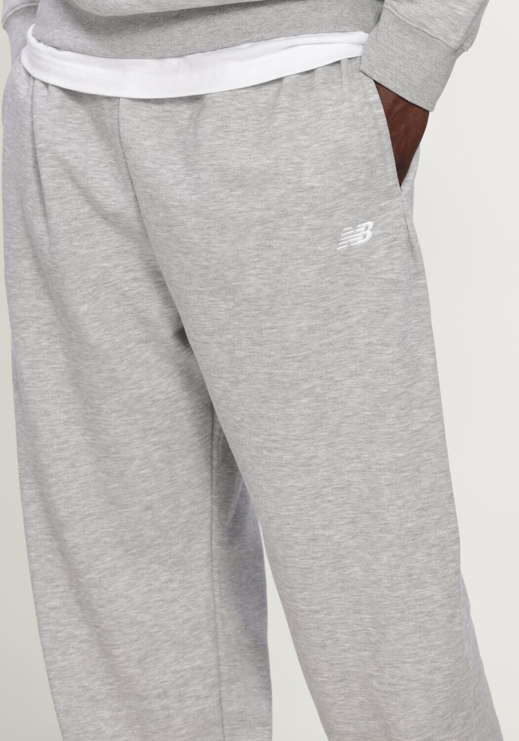 Lichtgrijze NEW BALANCE Joggingbroek SE FT JOGGER - large