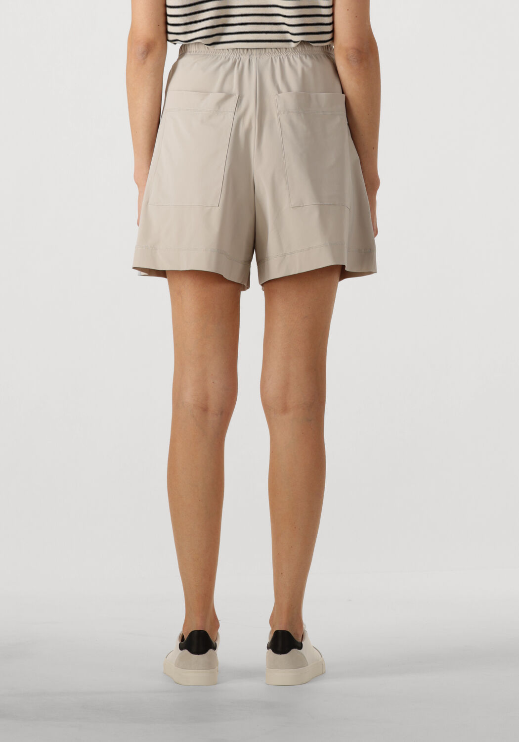 PENN & INK Dames Broeken Shorts Zand