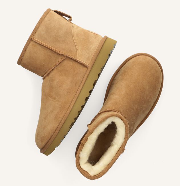 Camel UGG Vachtlaarzen W CLASSIC MINI II Camel UGG Vachtlaarzen W CLASSIC MINI II - large