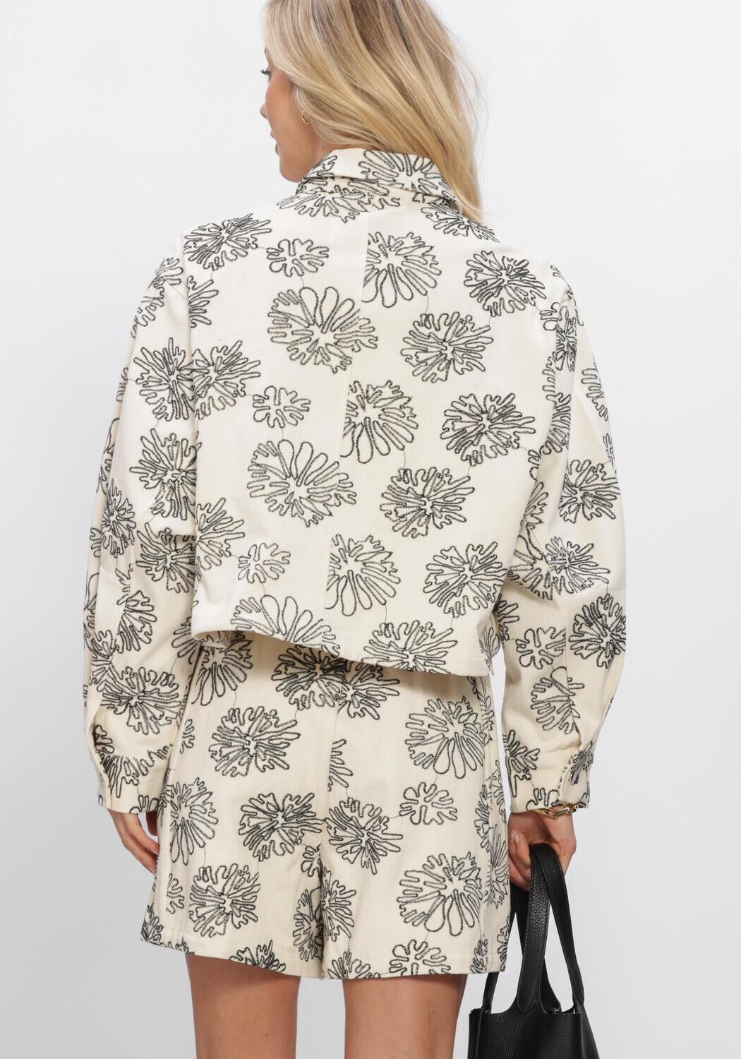 Witte AMAYA AMSTERDAM Jassen MYRA JACKET - large