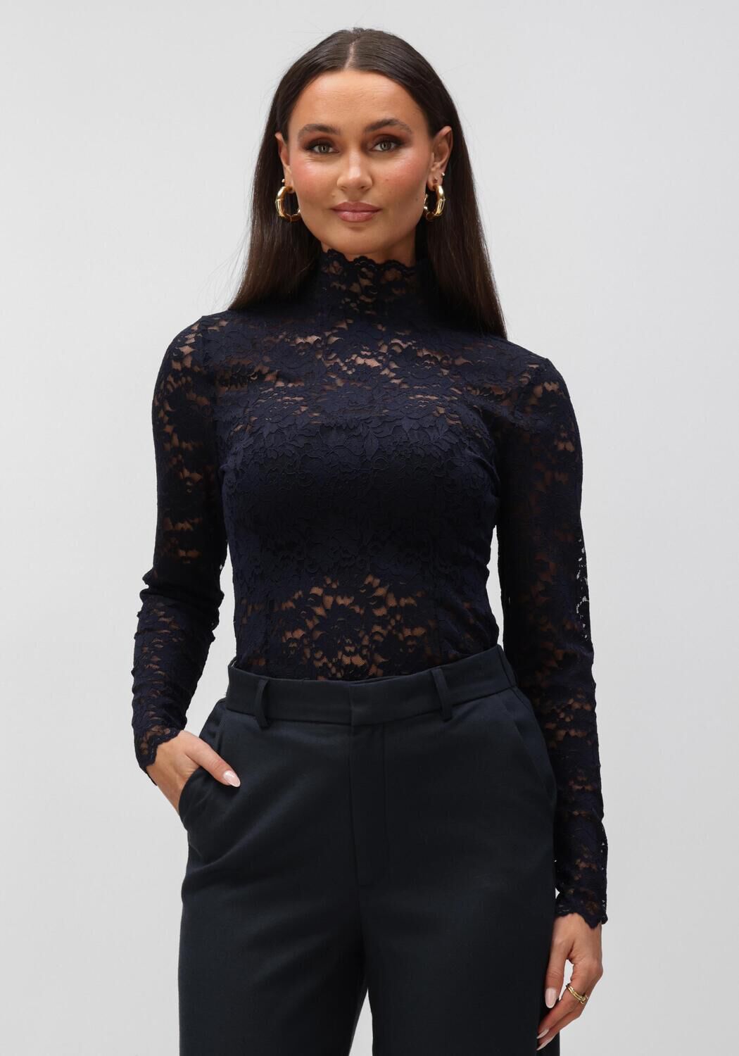 Donkerblauwe NEO NOIR Top LIZA LACEFLOWER BLOUSE - large