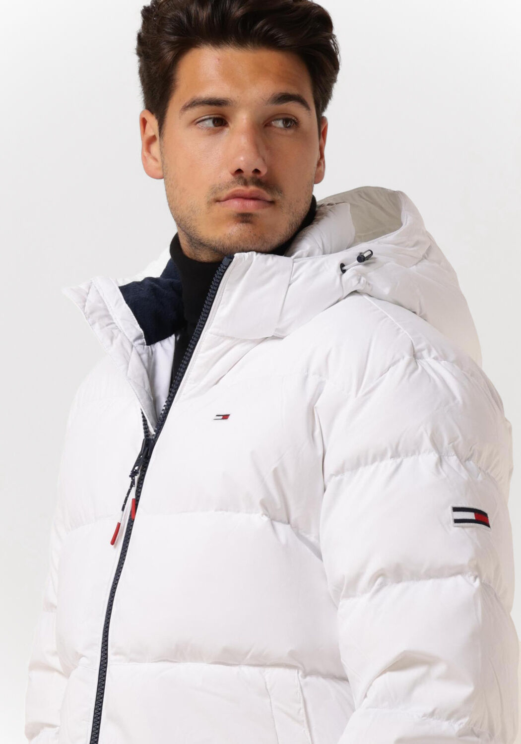 Witte TOMMY JEANS Gewatteerde jas TJM ESSENTIAL DOWN JACKET Omoda