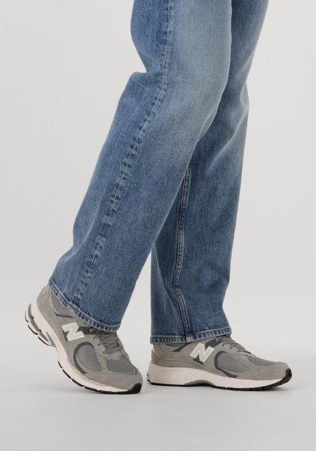 Grijze NEW BALANCE Lage sneakers 2002R M - large