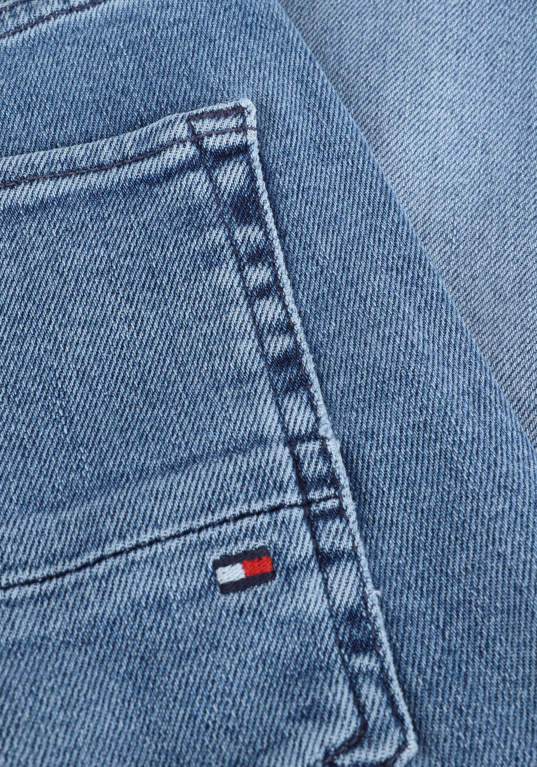 Blauwe TOMMY HILFIGER Slim fit jeans SLIM BLEECKER PSTR ELM INDIGO - large