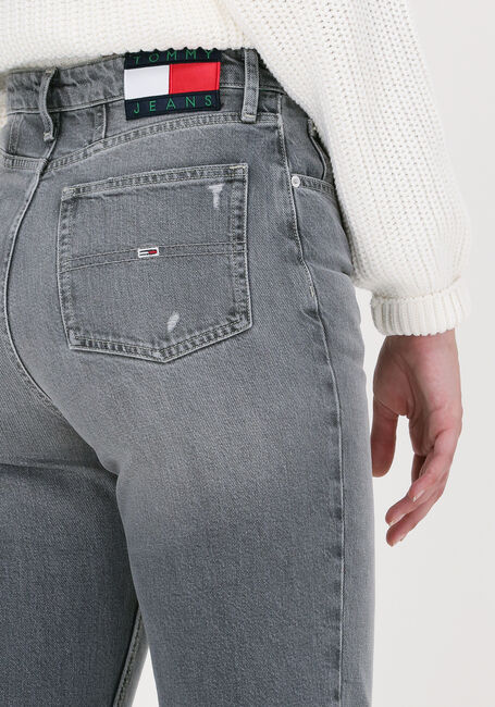 Grijze TOMMY JEANS Mom jeans MOM JEAN UHR TPRD BE782 SVGRRG - large