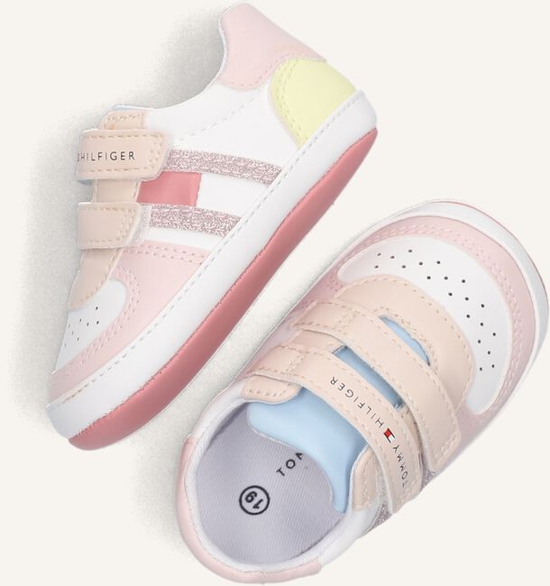 Roze TOMMY HILFIGER Sneakers 33181 Roze TOMMY HILFIGER Sneakers 33181 - large
