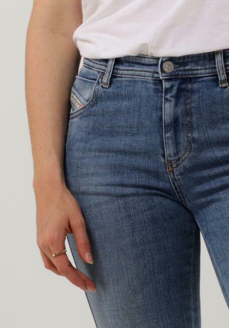 Lichtblauwe DIESEL Slim fit jeans 2015 BABHILA - large