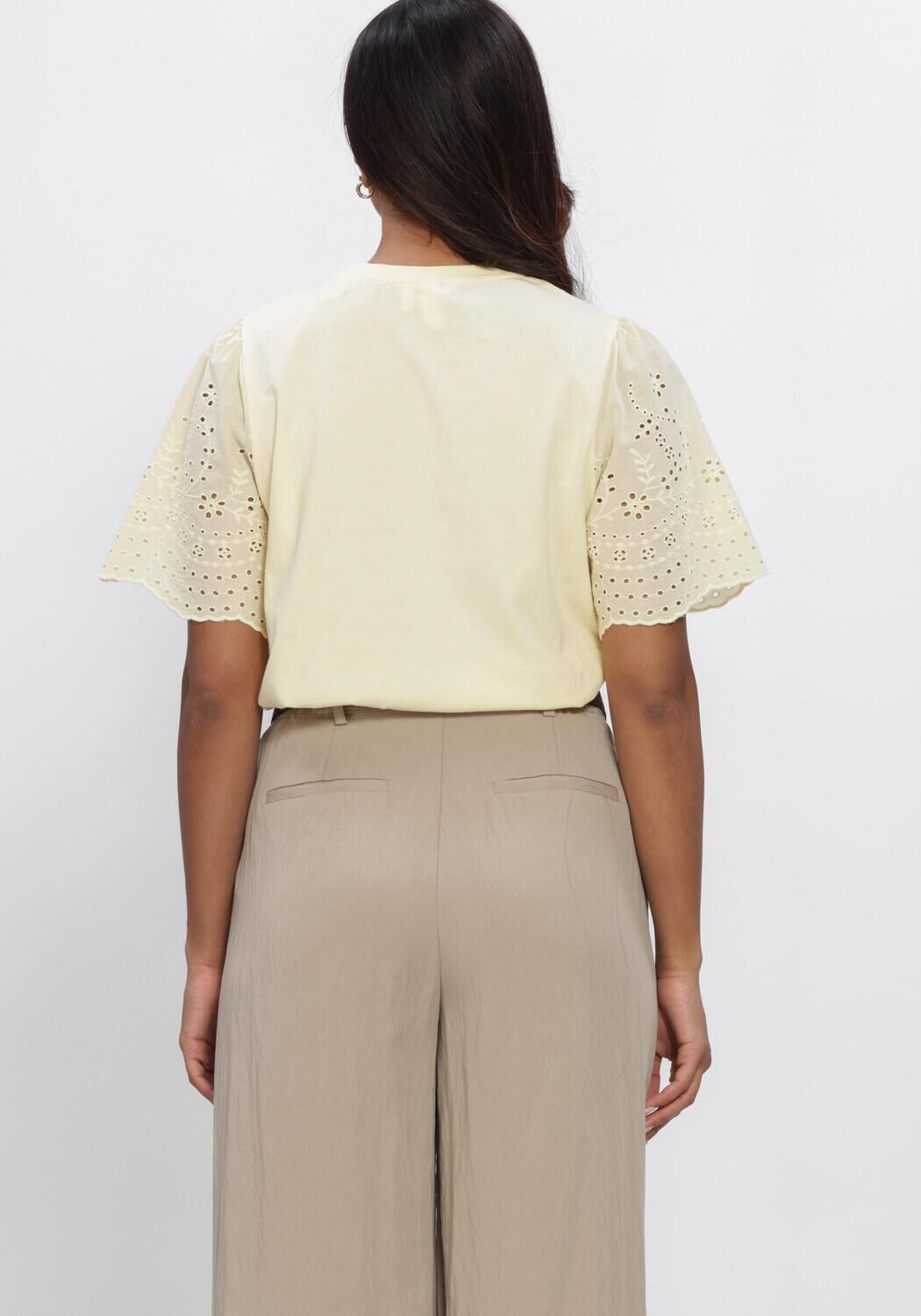 Gele Y.A.S. T-shirt YASLEX SS TOP W. EMB SLEEVES S. - large