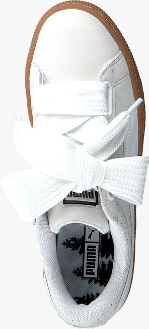 Witte PUMA Lage sneakers BASKET HEART PERF GUM WMN - large