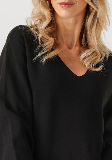 Zwarte Y.A.S. Trui YASELMA LS V-NECK KNIT PULLOVER - large