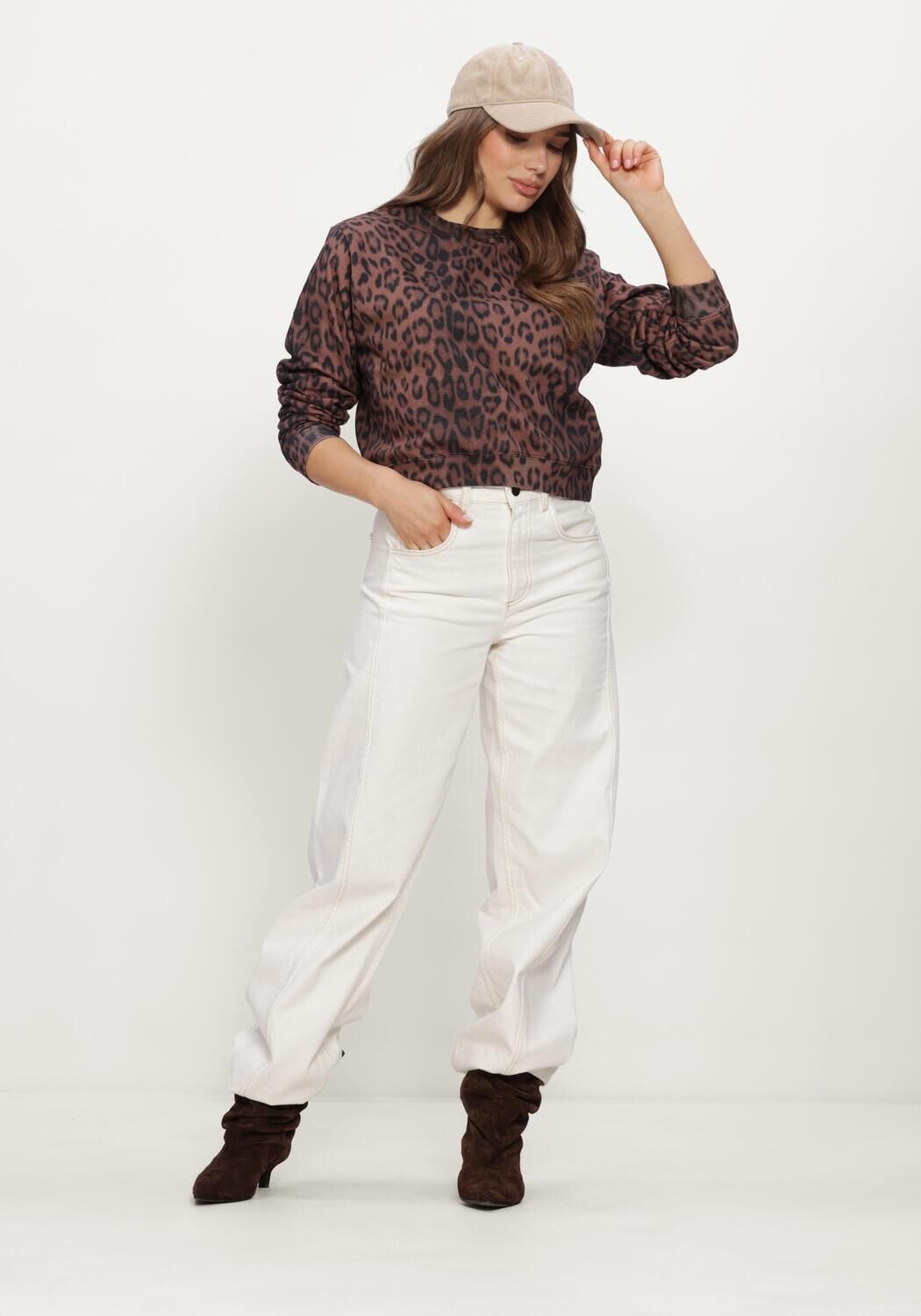 ALIX THE LABEL Dames Truien & Vesten Ladies Knitted Leopard Sweater Bruin