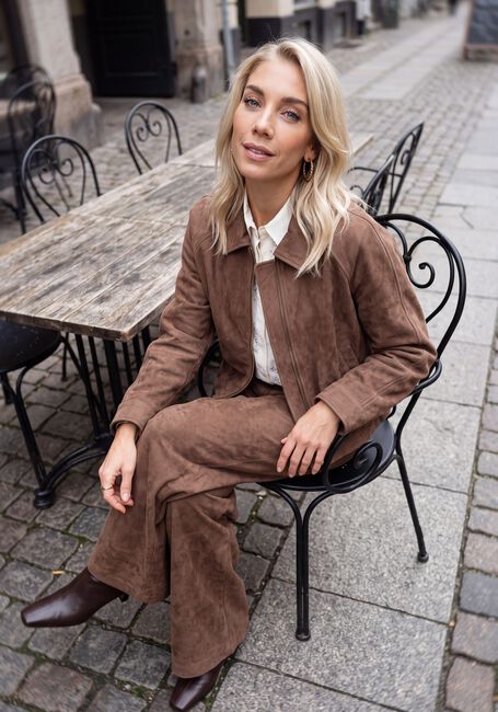 Bruine NUKUS Wijde broek BODINE PANTS SUEDE - large