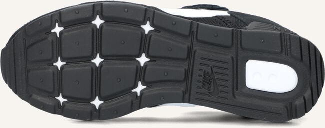 Zwarte NIKE Lage sneakers VENTURE RUNNER WMNS Zwarte NIKE Lage sneakers VENTURE RUNNER WMNS - large