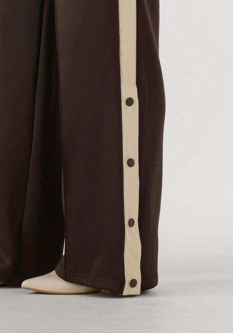 NEO NOIR PUGGY TRACK SUIT PANTS - large
