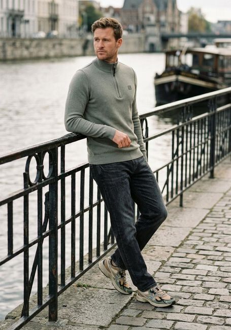 Groene BUTCHER OF BLUE Trui CLIFDEN HALFZIP - large