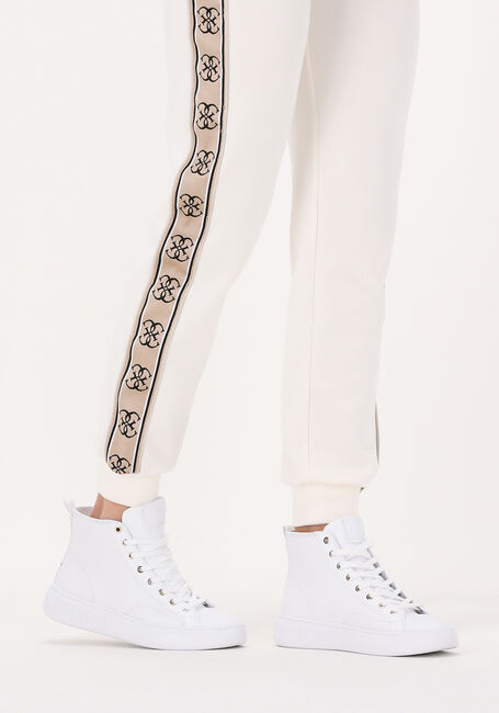 Witte GUESS Hoge sneakers INVYTE - large