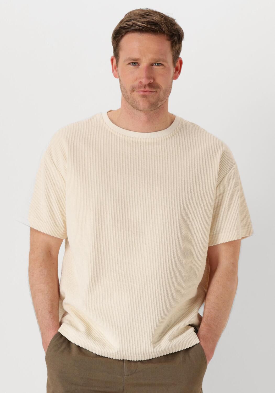 ANERKJENDT Heren Polo's & T-shirts Akvillads Corduroy S s Tee Gebroken Wit