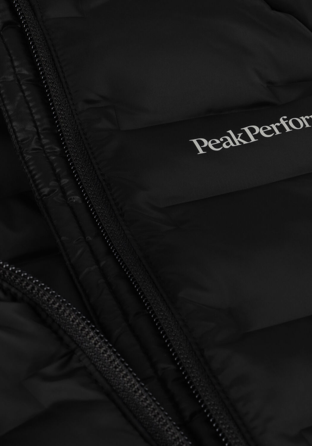 Zwarte PEAK PERFORMANCE Jack W ARGON LIGHT HOOD JACKET - large