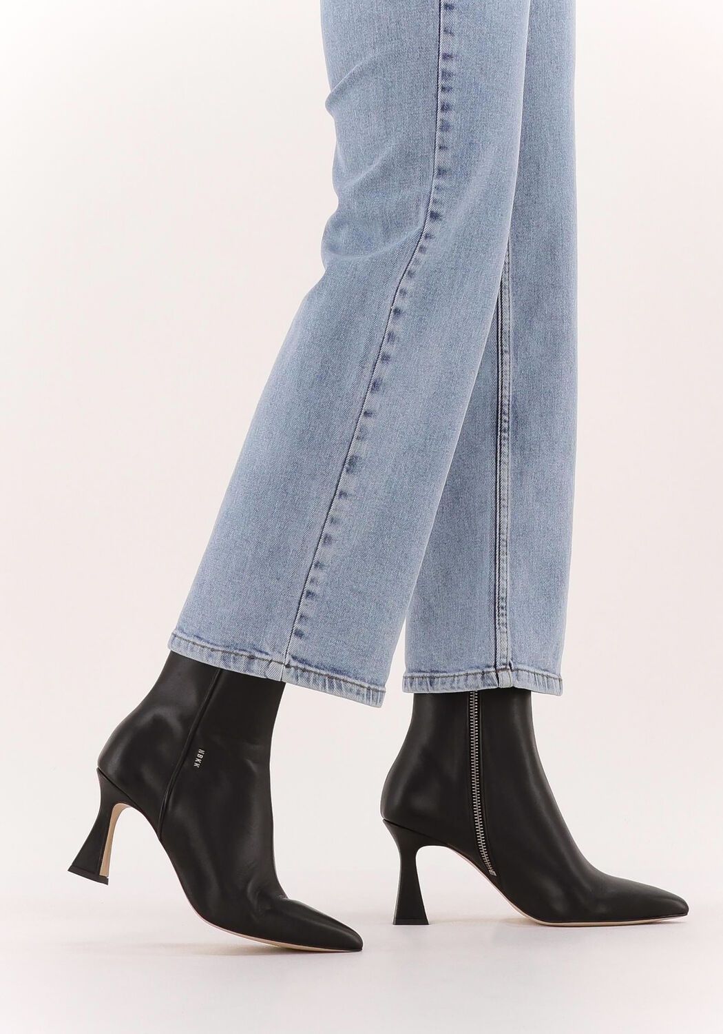 Zwarte NUBIKK Enkellaarsjes ACE YADA - large