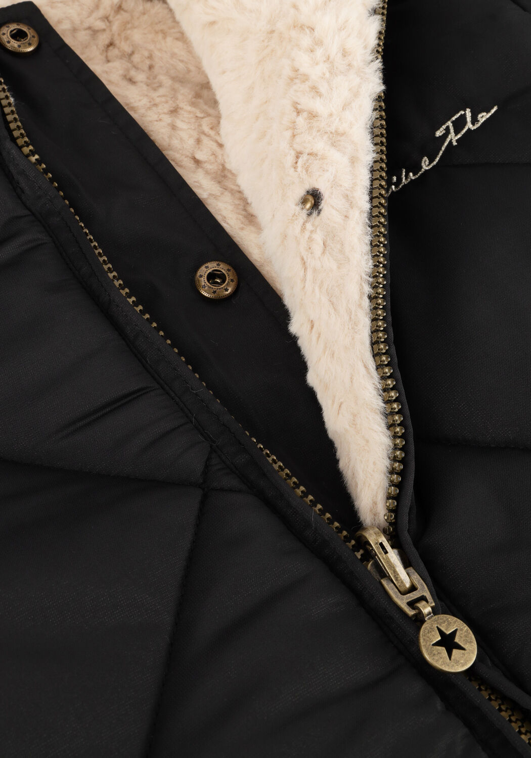 Zwarte LIKE FLO Gewatteerde jas ARIANA - large