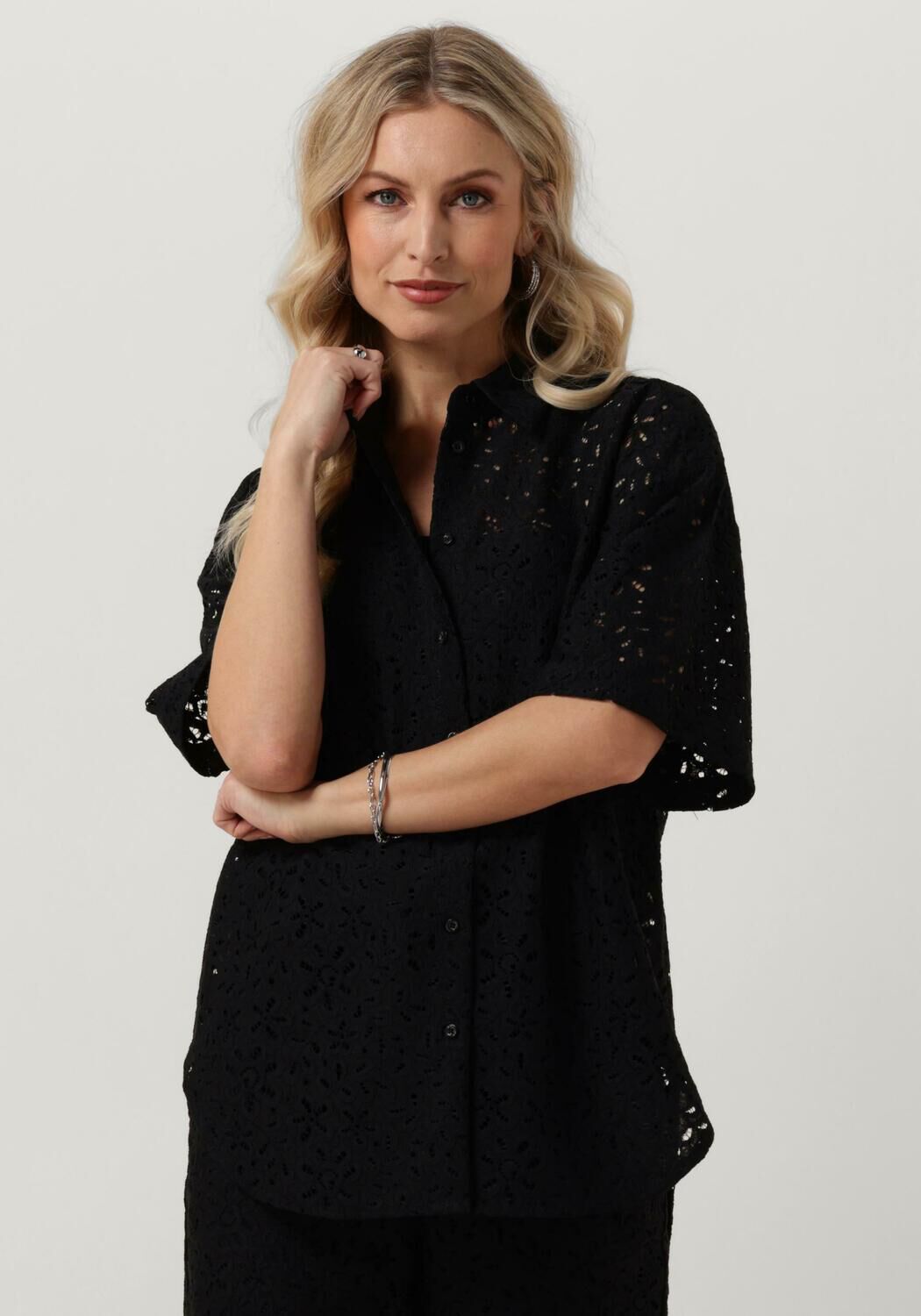 SELECTED FEMME Dames Blouses Slfkarola 2 4 Oversize Lace Shirt Zwart