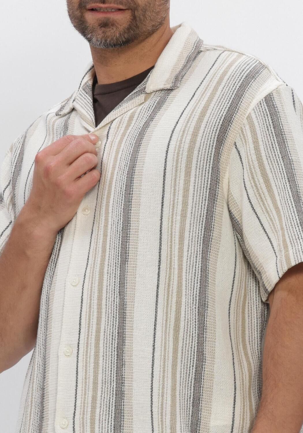 Beige SELECTED MEN Overhemden SLHRLXCAL SS SHIRT RESORT - large