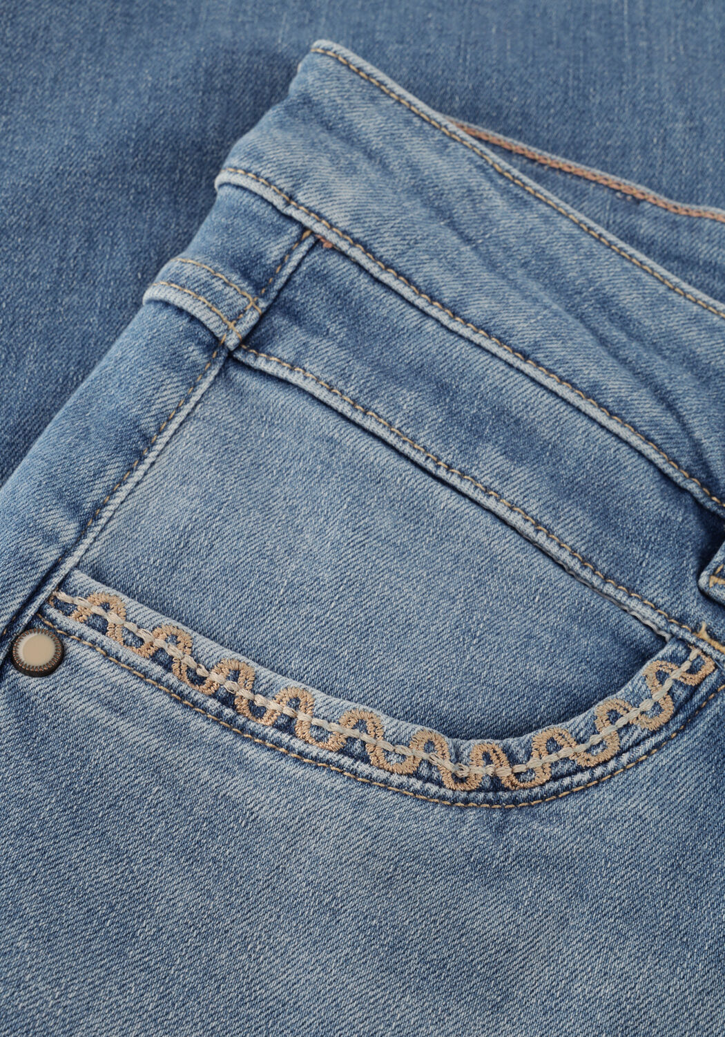 Lichtblauwe MOS MOSH Slim fit jeans MMNAOMI SALUTE EMB. JEANS - large