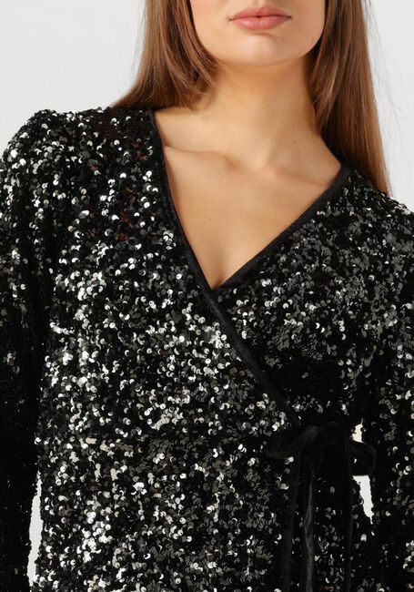Y.A.S. YASELLE LS WRAP TOP - large