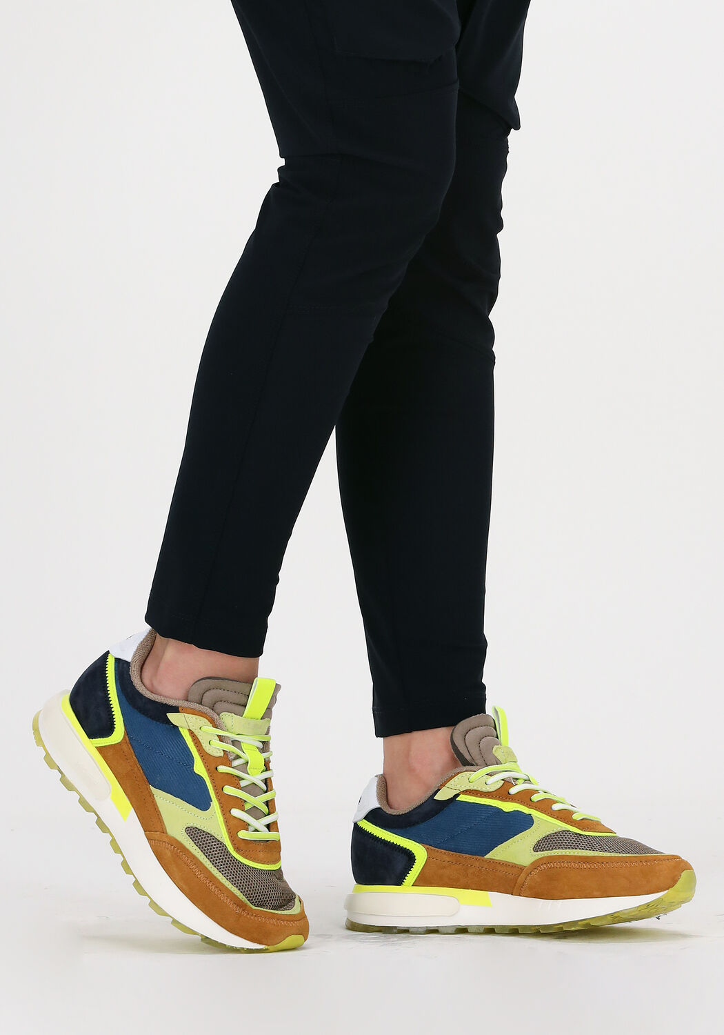 Gele THE HOFF BRAND Lage sneakers HELA WOMAN - large