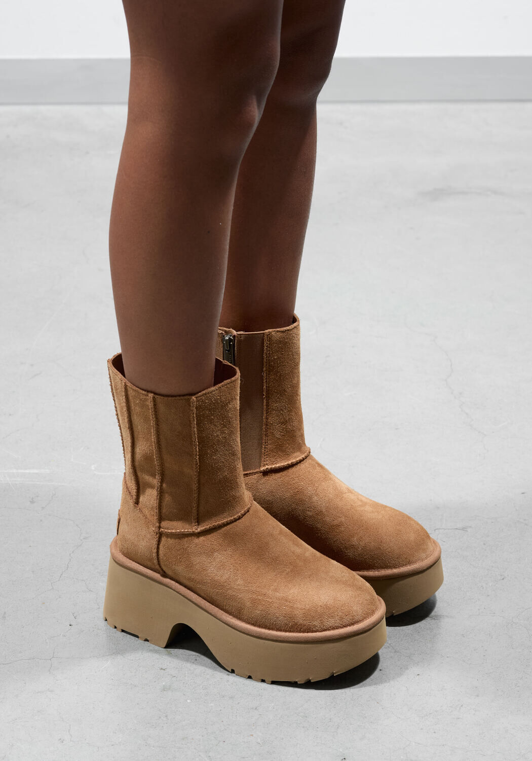 Cognac UGG Vachtlaarzen CLASSIC TWIN SEAM NEW HEIGHTS - medium