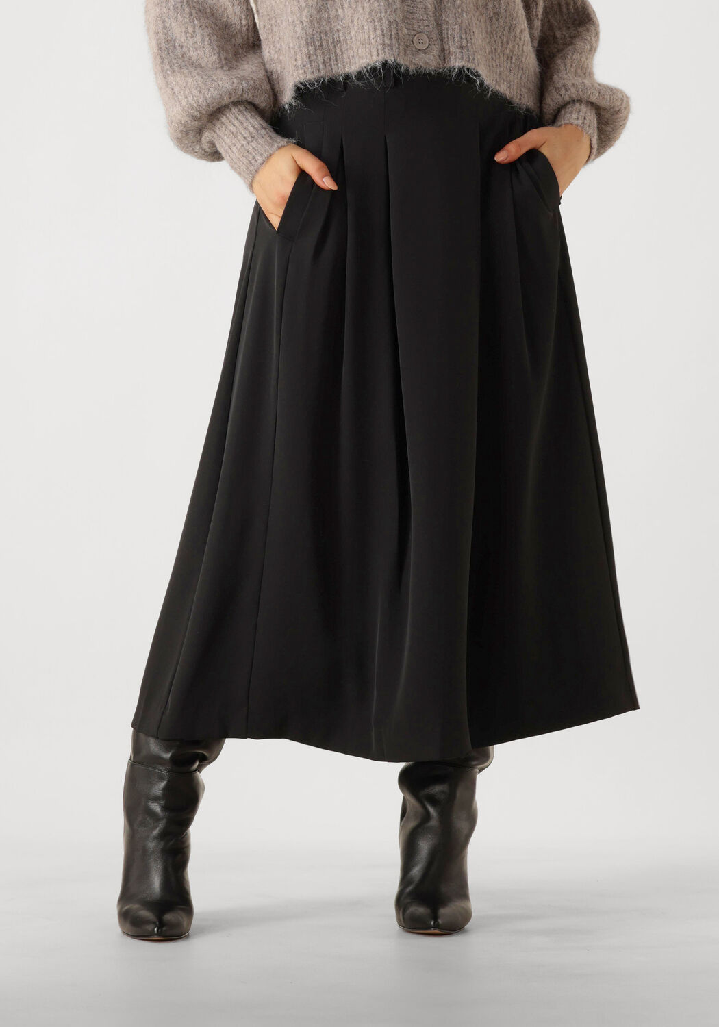 Zwarte CO'COUTURE Midirok ANYA CC PLEAT SKIRT | Omoda