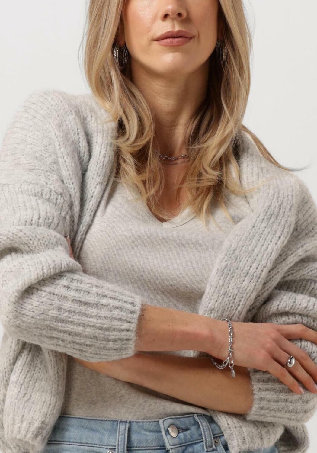 KNIT-TED Dames Truien & Vesten Becky Grijs