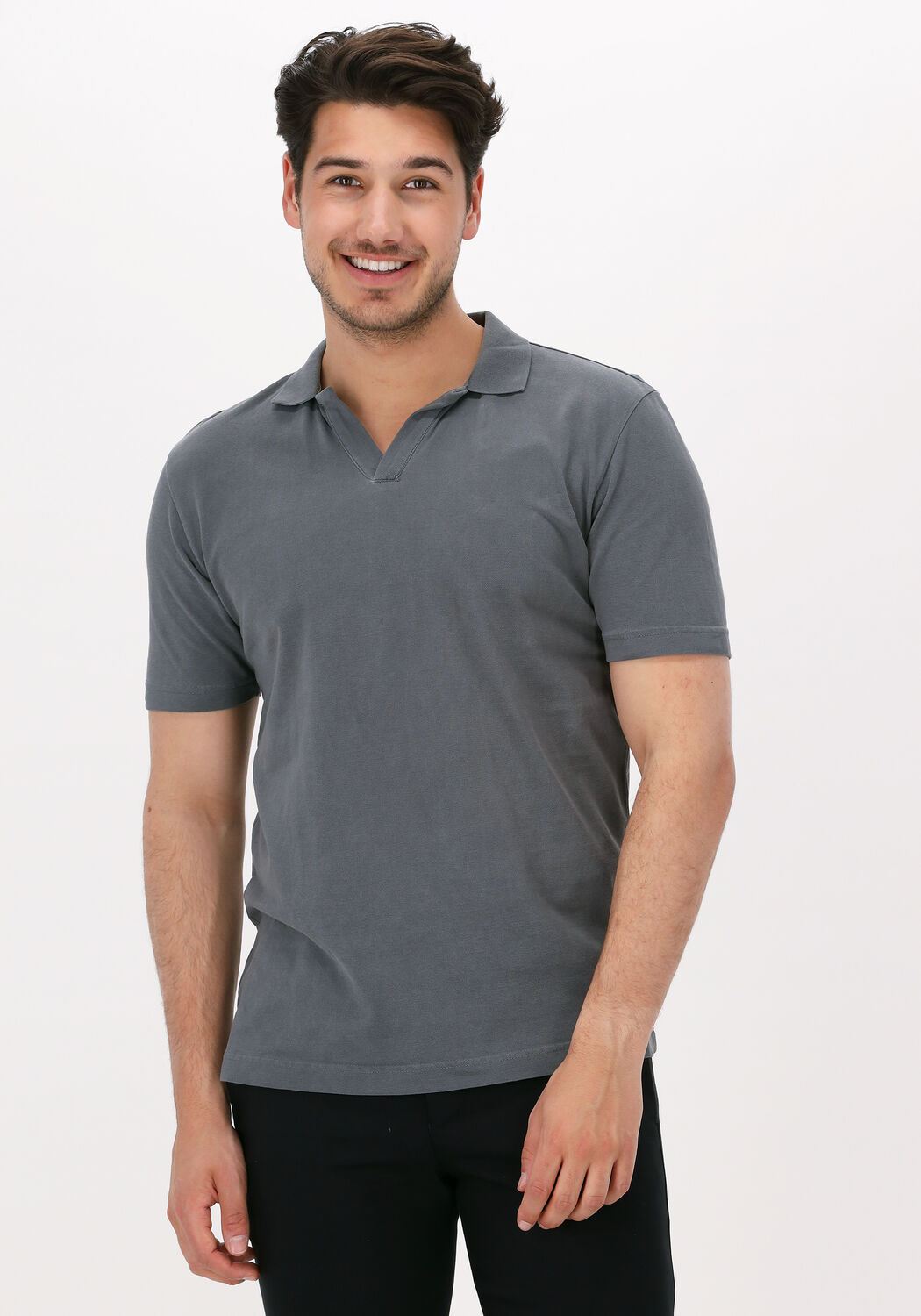 Grijze DRYKORN Polo BENEDICKT 520128 Omoda