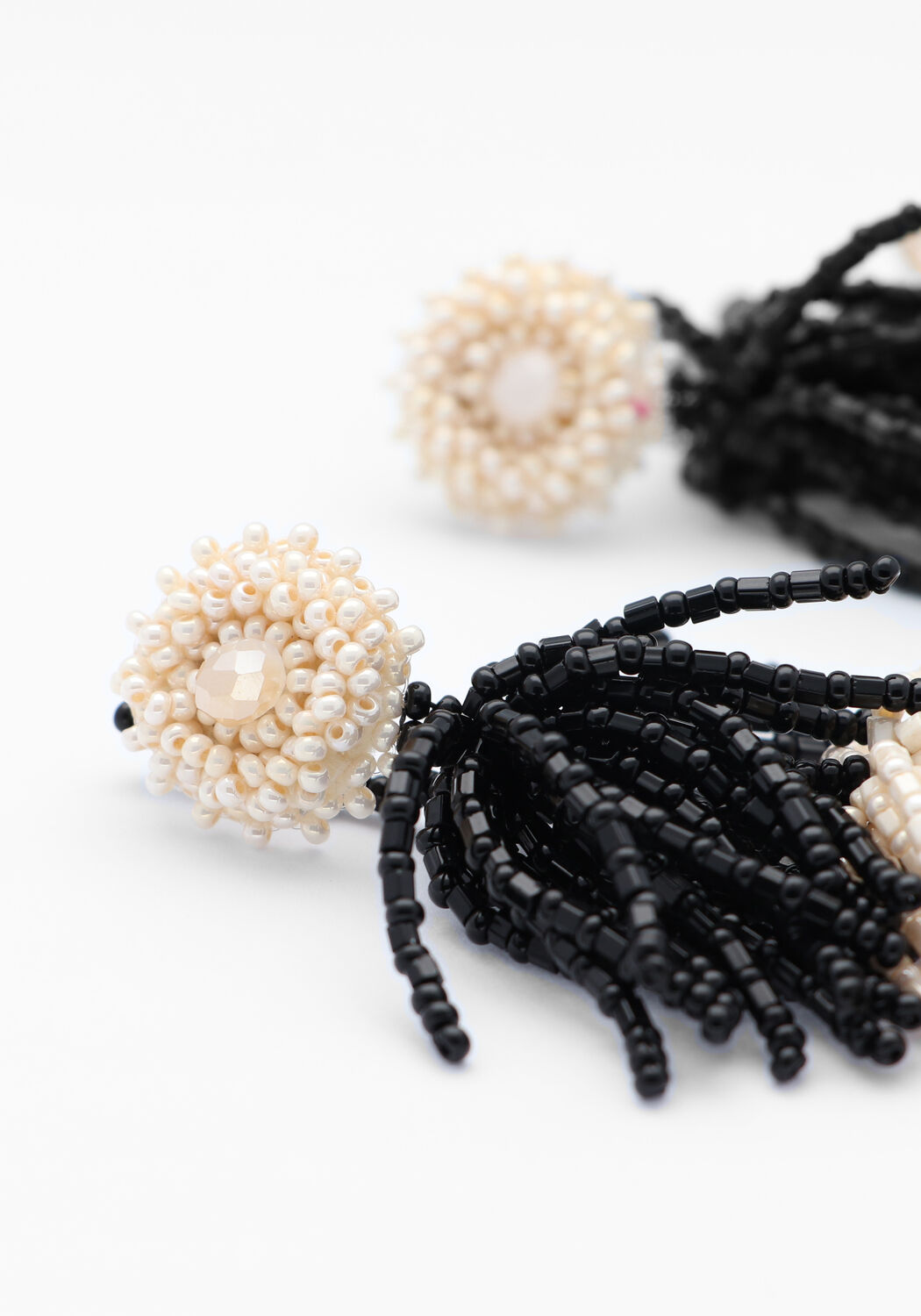 Beige PAULIE POCKET Oorbellen FRINGE FLAIR EARRINGS - large